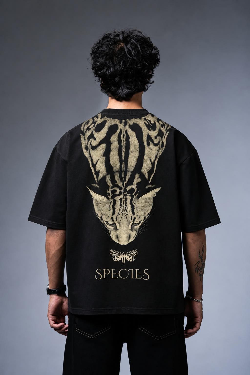 Roar Oversized Tee